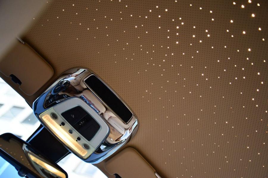  Rolls-Royce Wraith 2014 года  (фото 22 из 36)